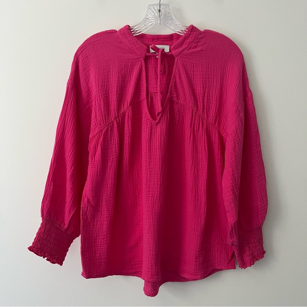 Evereve Eleanor Peasant Slubbed Cotton Gauze Smocked V Neck Blouse Pink Medium